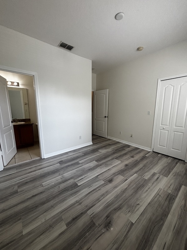 Building Photo - 10684 Savannah Wood Ct