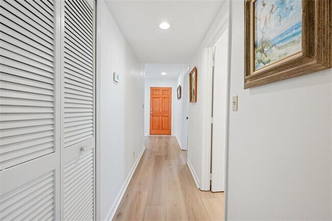 Building Photo - 307 Harbour Oaks Dr