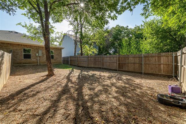 Building Photo - 2030 Brookes St