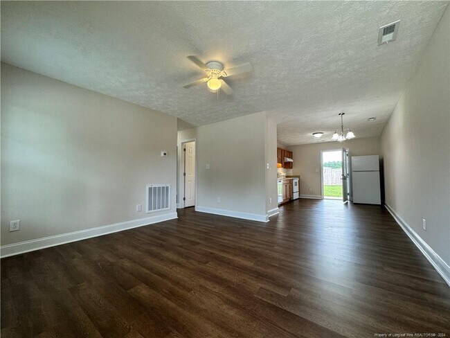 Building Photo - 312 E Jenkins St