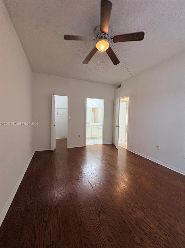 Building Photo - 1701 NW 96th Terrace