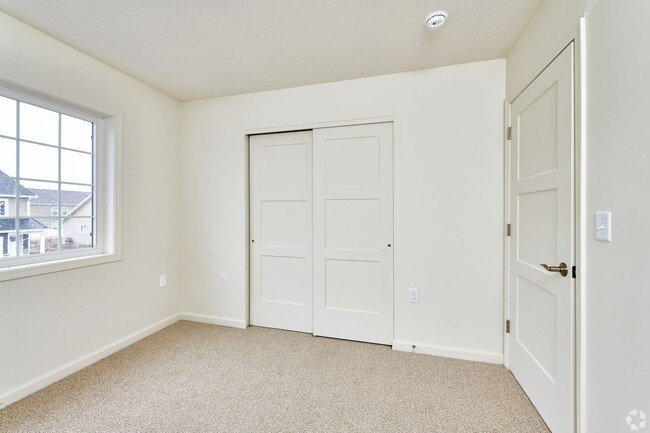 Building Photo - 2023 Louie Ln