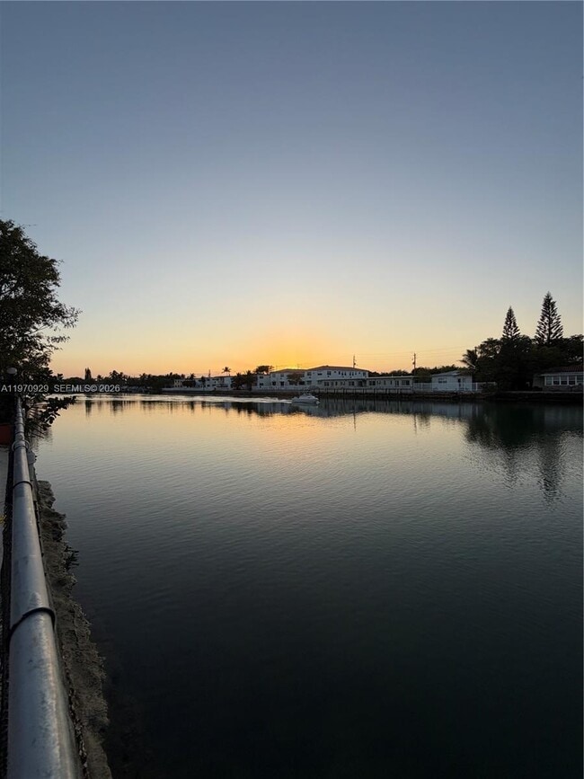 Building Photo - 7900 Tatum Waterway Dr