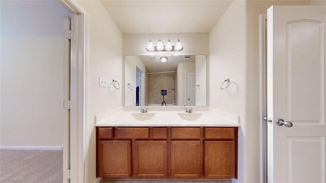 Building Photo - 14915 Wicker Brk Trl