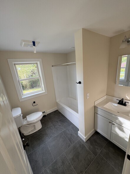 Upstairs bathroom - 5772 Ethan Allen Hwy
