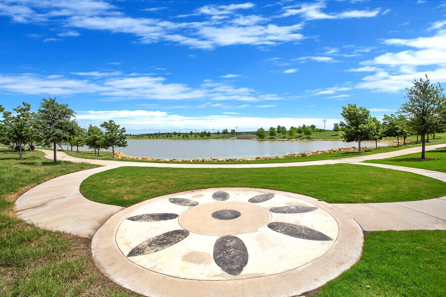 Building Photo - 117 Oakmont Dr