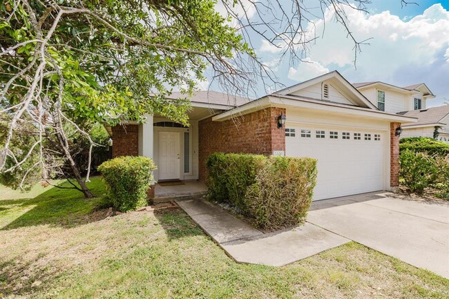 Building Photo - 1409 Molson Lake Dr