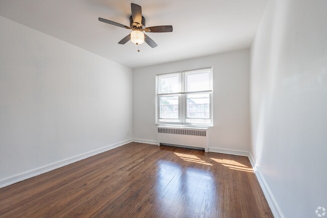 Building Photo - Edgar Gardens Apartments