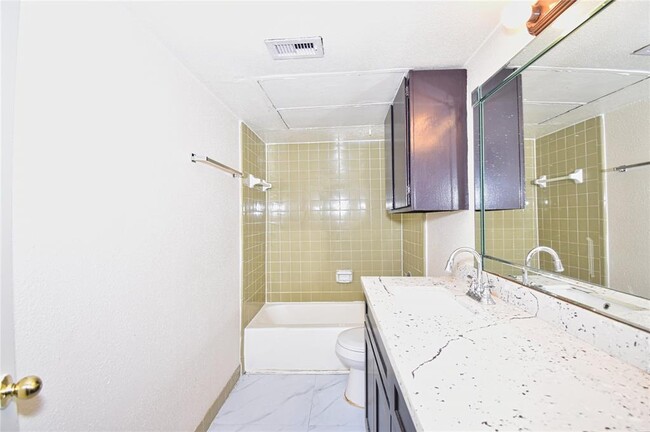 Building Photo - 4647 Wild Indigo St