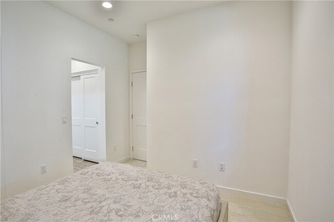 Building Photo - 224 Babson Ct