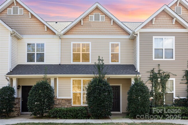 Building Photo - 11331 Dundarrach Ln