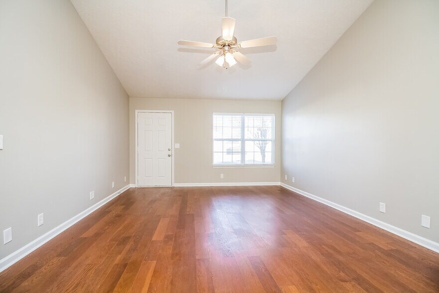 Building Photo - 1515 Clifdon Ct