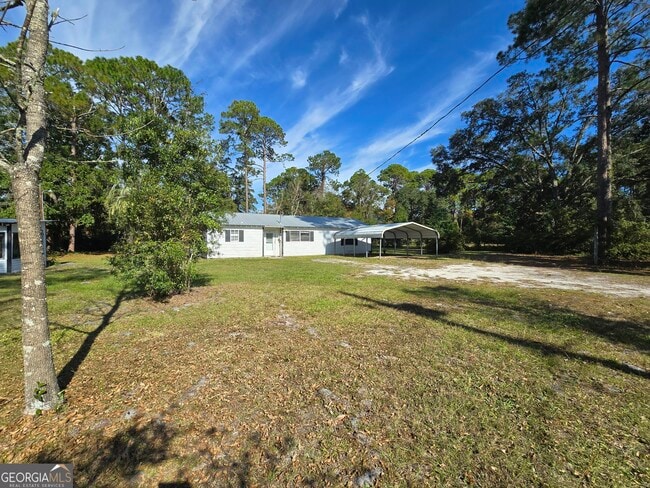 Building Photo - 105 Doris St