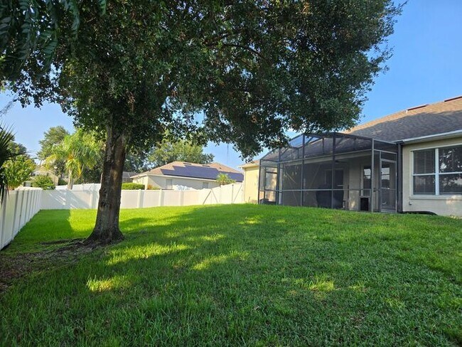 Building Photo - Beautiful 4 Bed 3 Bath Home in Sanford!