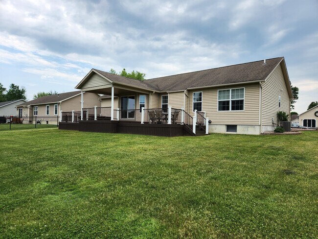 Building Photo - 8355 Nates Ln