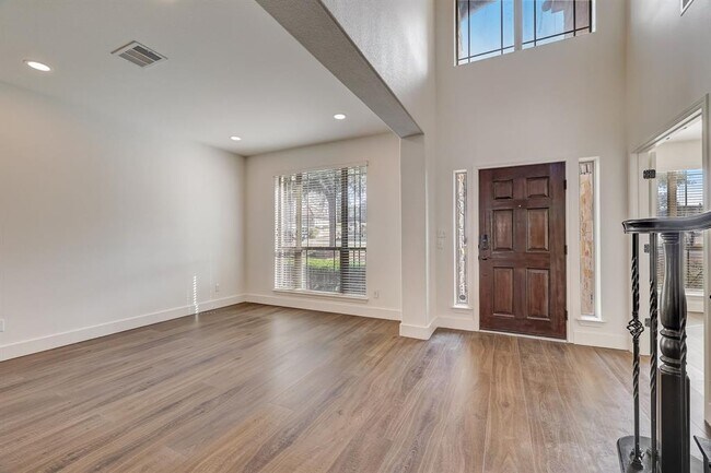 Building Photo - 16012 Spillman Ranch Loop