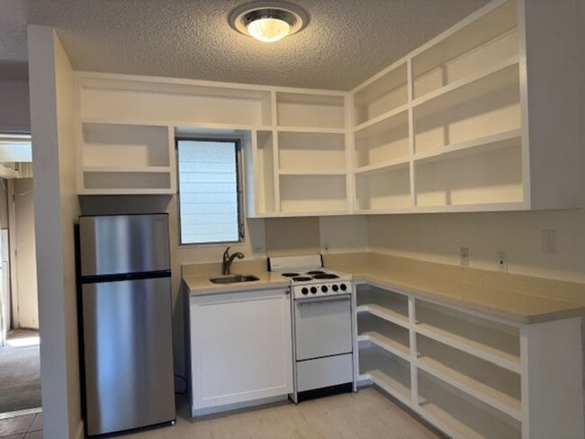 Building Photo - Enjoy Easy Living at Olaloa in Mililani Mauka