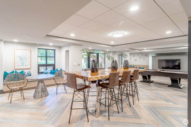 Clubroom - Loree Grand at Union Place