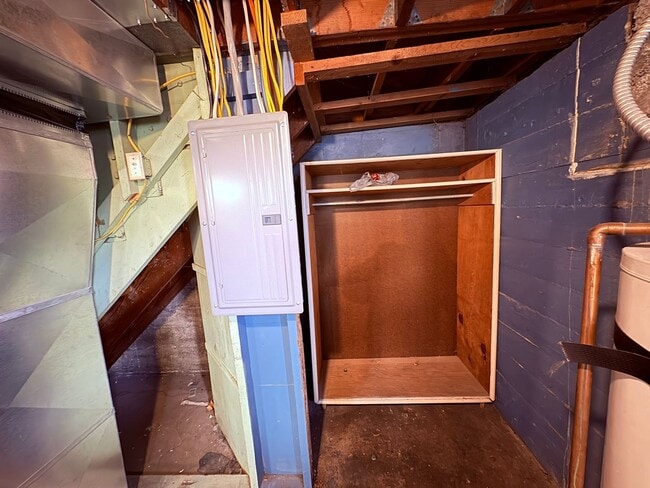 Building Photo - 297 S 500 W