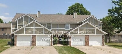 Building Photo - Chapel Oaks Community of Lee's Summit - Schedule a tour today!
