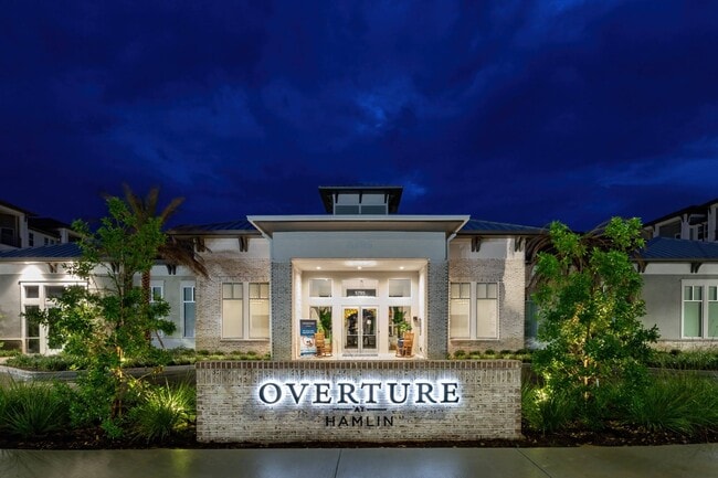 Building Photo - Overture Hamlin