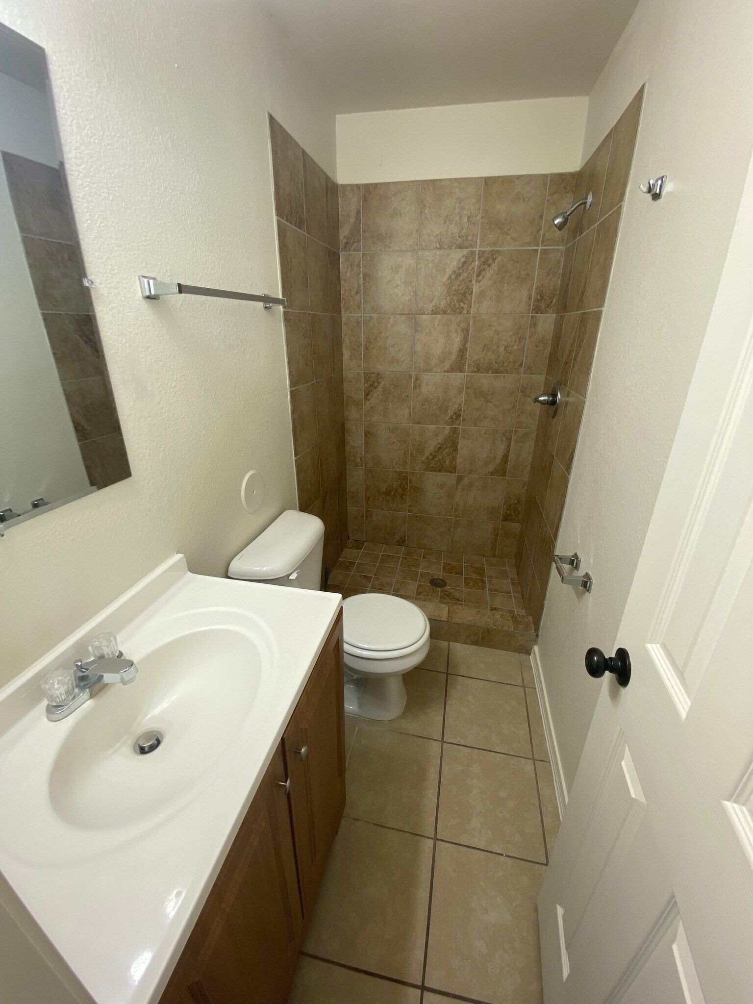 Building Photo - 8487 Roseway Dr