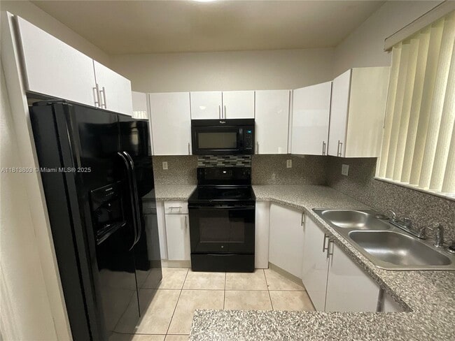 Building Photo - 7301 NW 174th Terrace