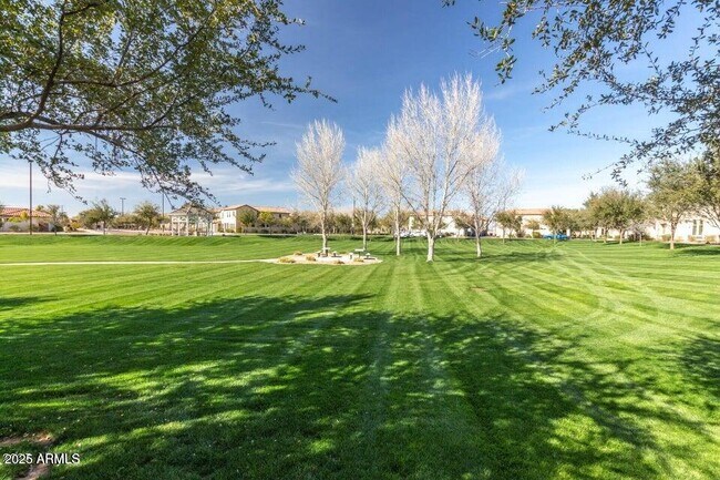 Building Photo - 3467 S Falcon Dr