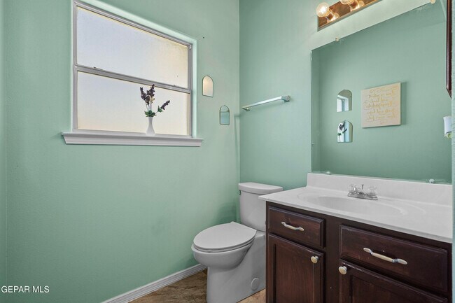 Building Photo - 2404 Escape Point St