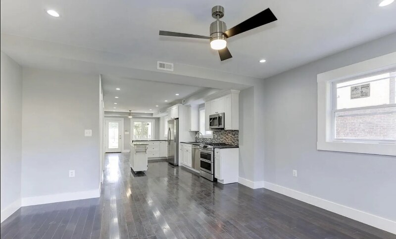 Building Photo - 3966 East Capitol St NE