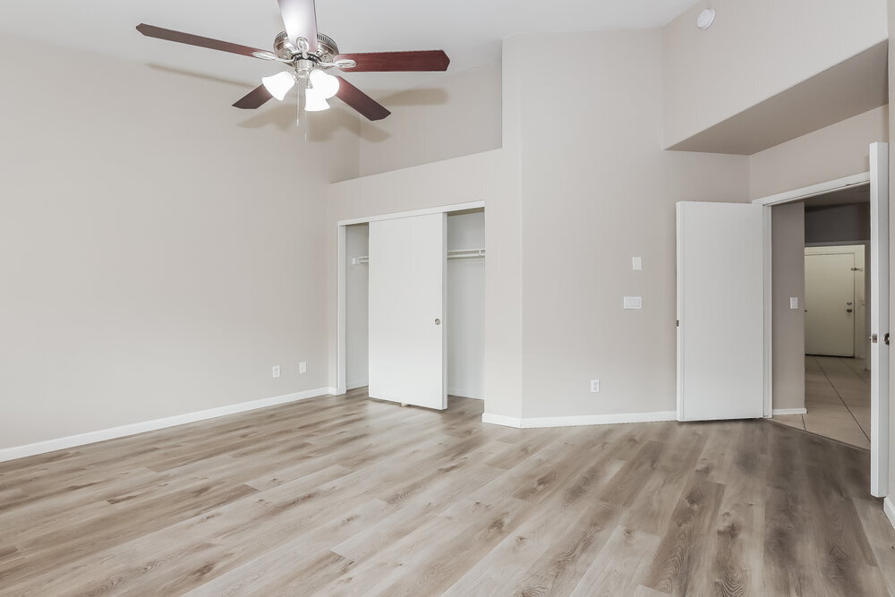 Building Photo - 1563 E Scott Ave