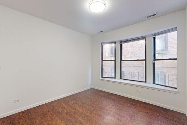 Floorplan - 5524-5526 S. Everett Avenue