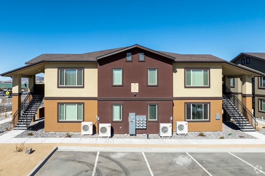 Property - River Ranch Apartments