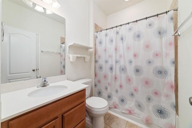 Building Photo - 16615 Chill Brook Dr
