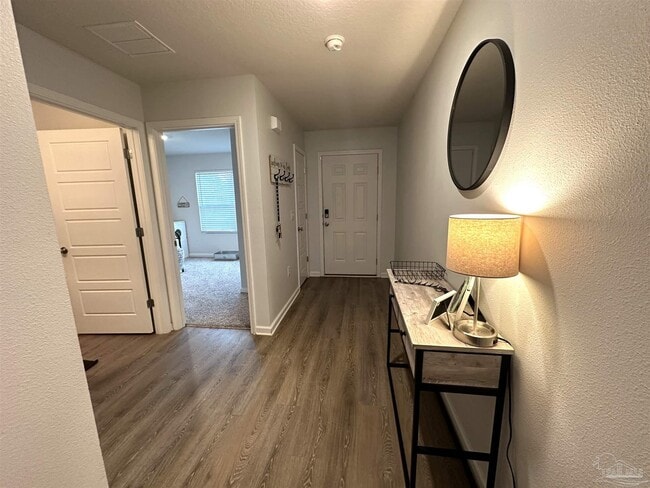 Building Photo - 926 Lovebird Ct