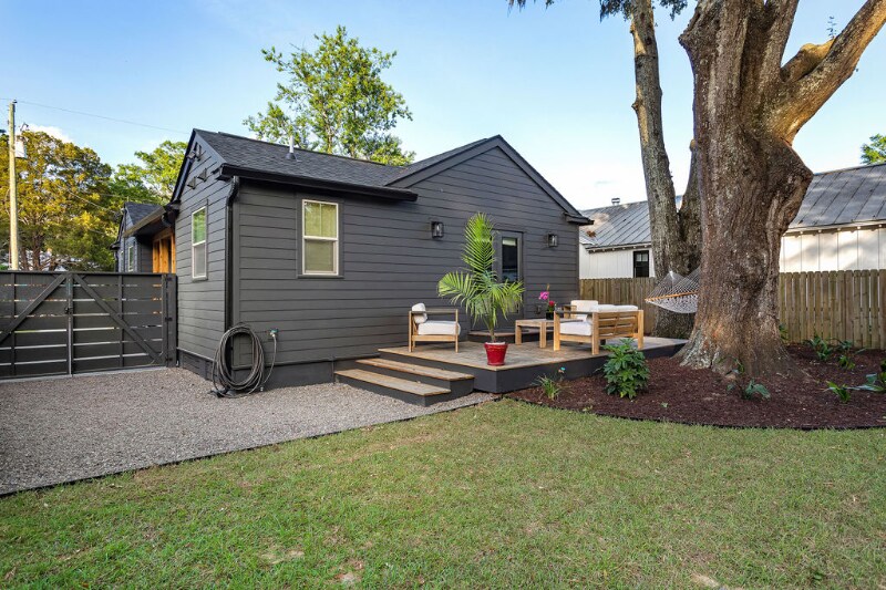 Building Photo - 1145 North Blvd