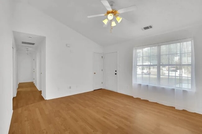 Building Photo - 7000 Crooked O Trail