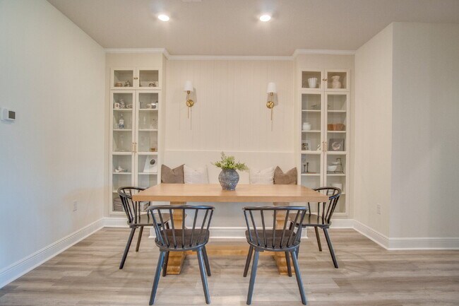 Building Photo - Modern 4BR/3BA Home with Loft, Spacious Yard & Blackwater Reserve Resort-Style Amenities