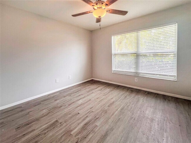 Building Photo - 5028 Sturbridge Ct