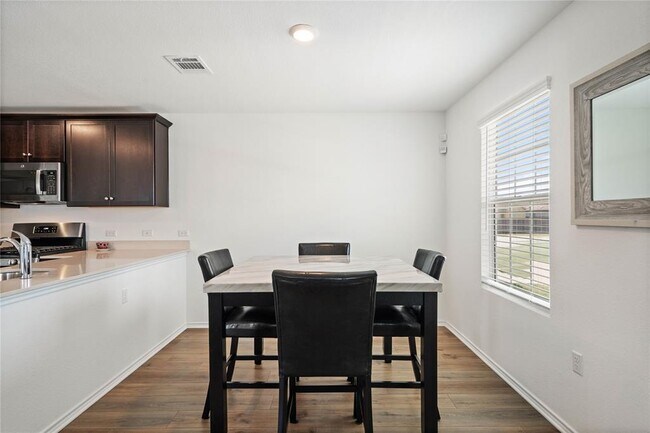 Building Photo - 17813 Willacy Cv