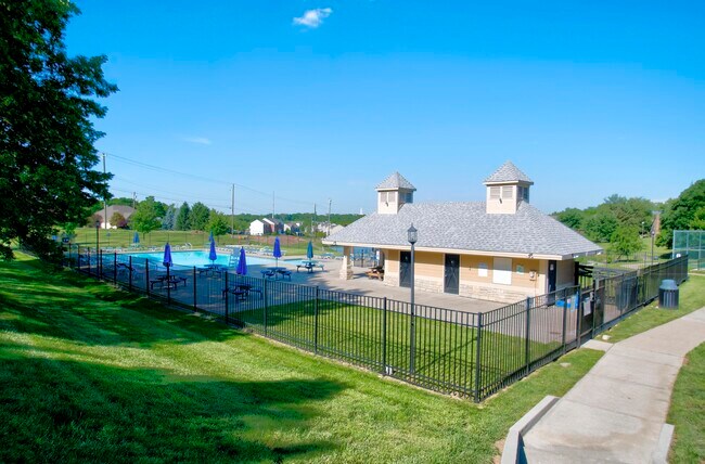 Building Photo - 9918 Burleigh Ln