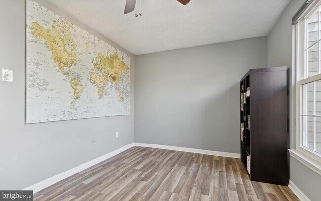 Building Photo - 1679 Fieldthorn Dr