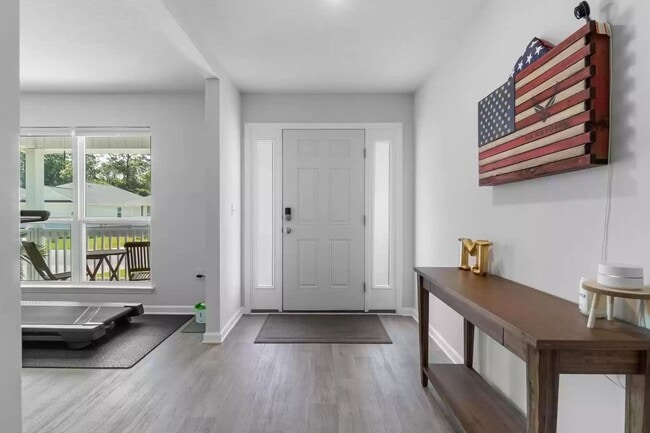 Building Photo - Beautiful, newly built 3-bedroom in South Walton