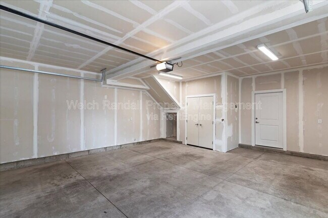 Building Photo - 2342 Leigh Ln