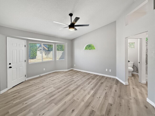 Building Photo - 69736 Cypress Rd