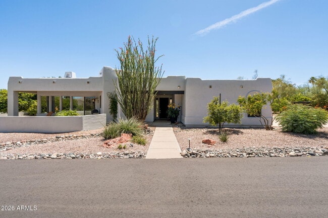Building Photo - 25810 N Abajo Dr