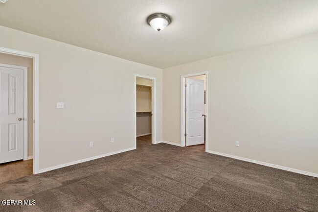 Building Photo - 3721 Loma Jacinto