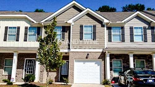 Building Photo - 1930 Old Dogwood