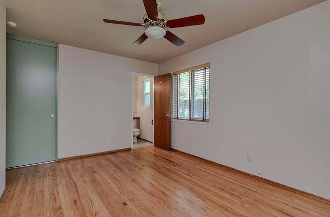 Building Photo - Fantastic 3 Bed 2 Bath Home Available Now!