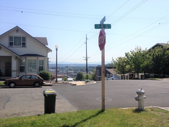 Building Photo - 1956 S G St